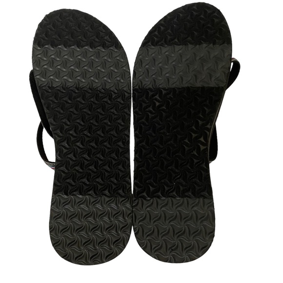 New Teva Women’s Multicolor Olowahu Strap Sandals Multiple Sizes - Picture 4 of 9